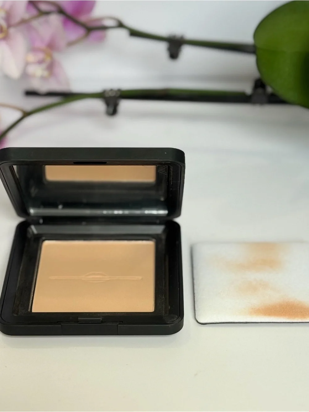 MAKE UP FOR EVER WYN MAKE Beauty Makeup Bundle Concealer Foundation 5 Pc